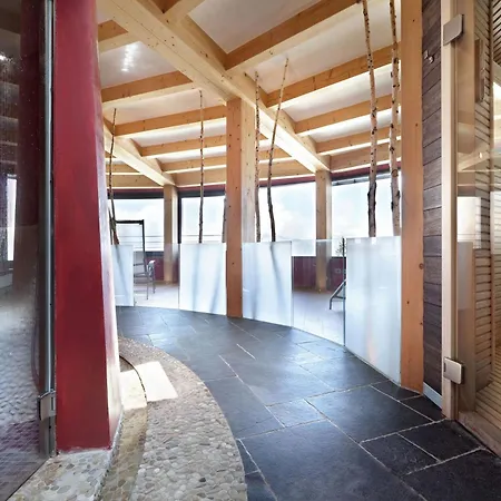 Montana Hotel 4*
