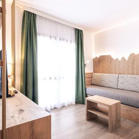 Montana Hotel
